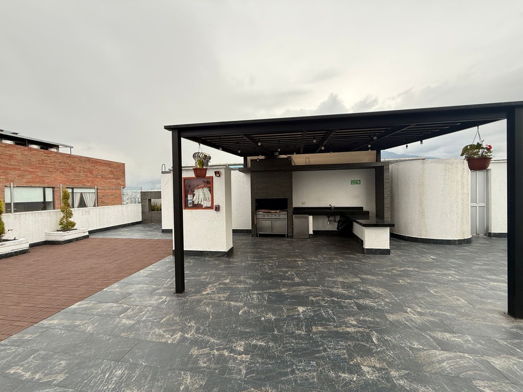 Departamento de 2 Dormitorios + Estudio en Venta Sector La Carolina