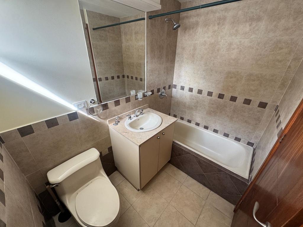 Suite con Excelente Ubicación en Alquiler Sector República del Salvador