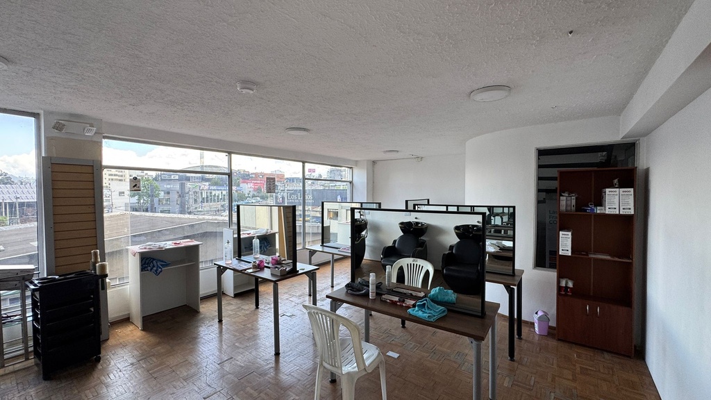 Oficina con Excelente Ubicación en Venta Sector Granda Centeno