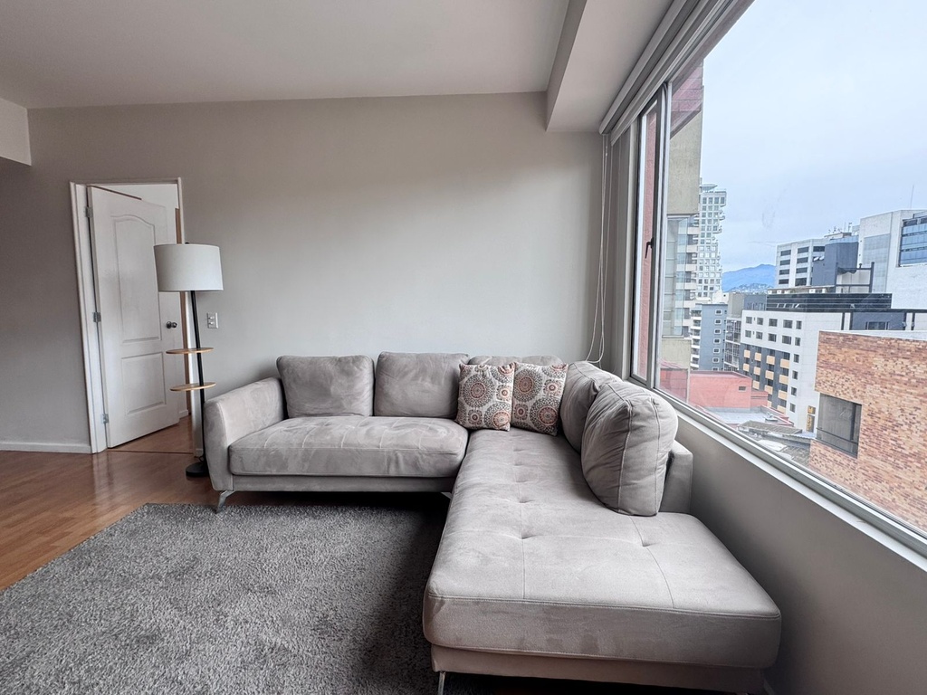 Suite con Excelente Ubicación en Alquiler Sector República del Salvador