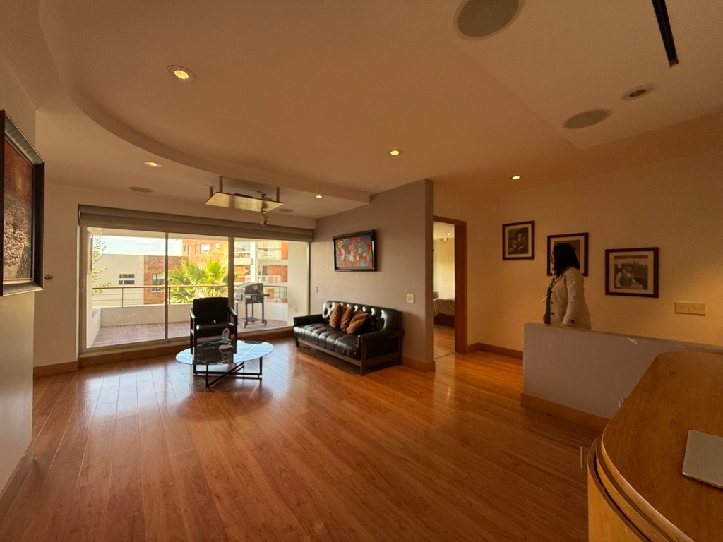 Departamento en Venta con Hermosa Vista Sector Quito Tenis