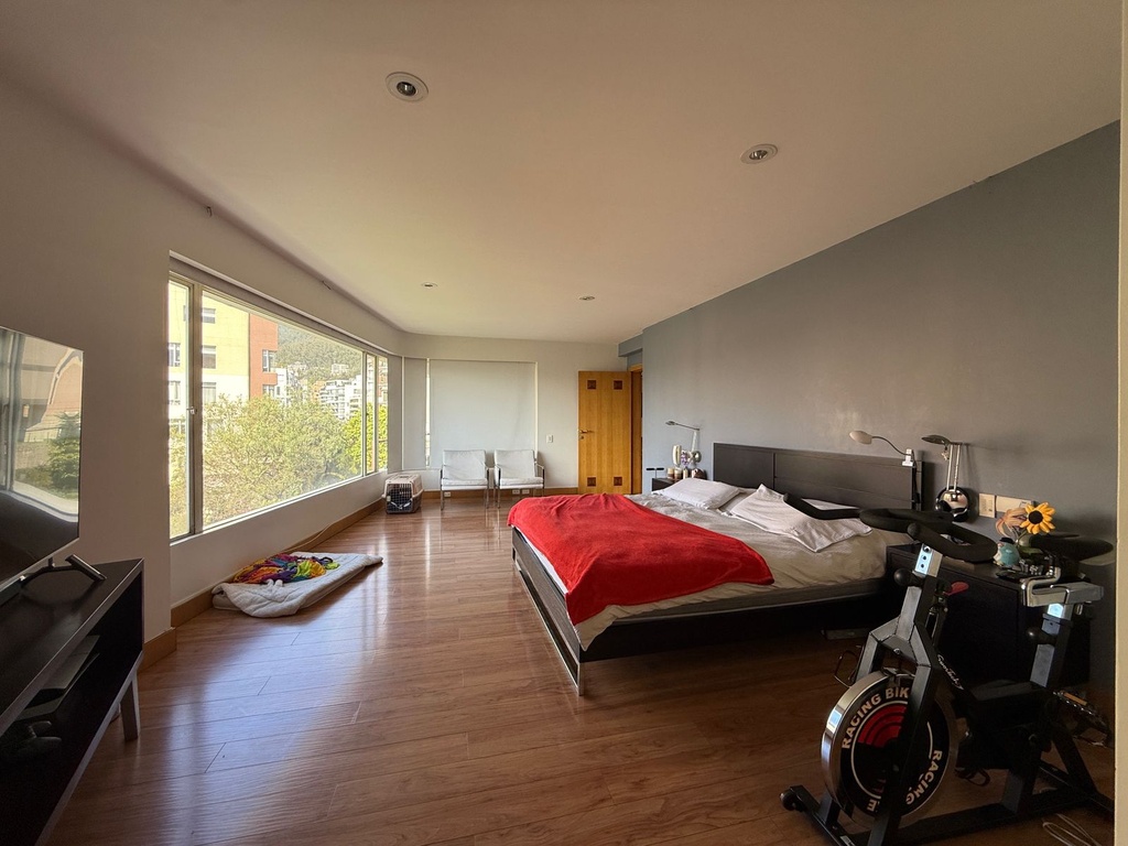 Departamento en Venta con Hermosa Vista Sector Quito Tenis