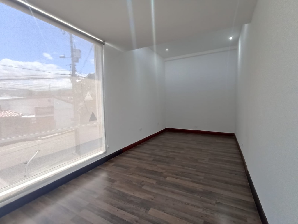 Casa en Venta de Oportunidad Sector Tumbaco