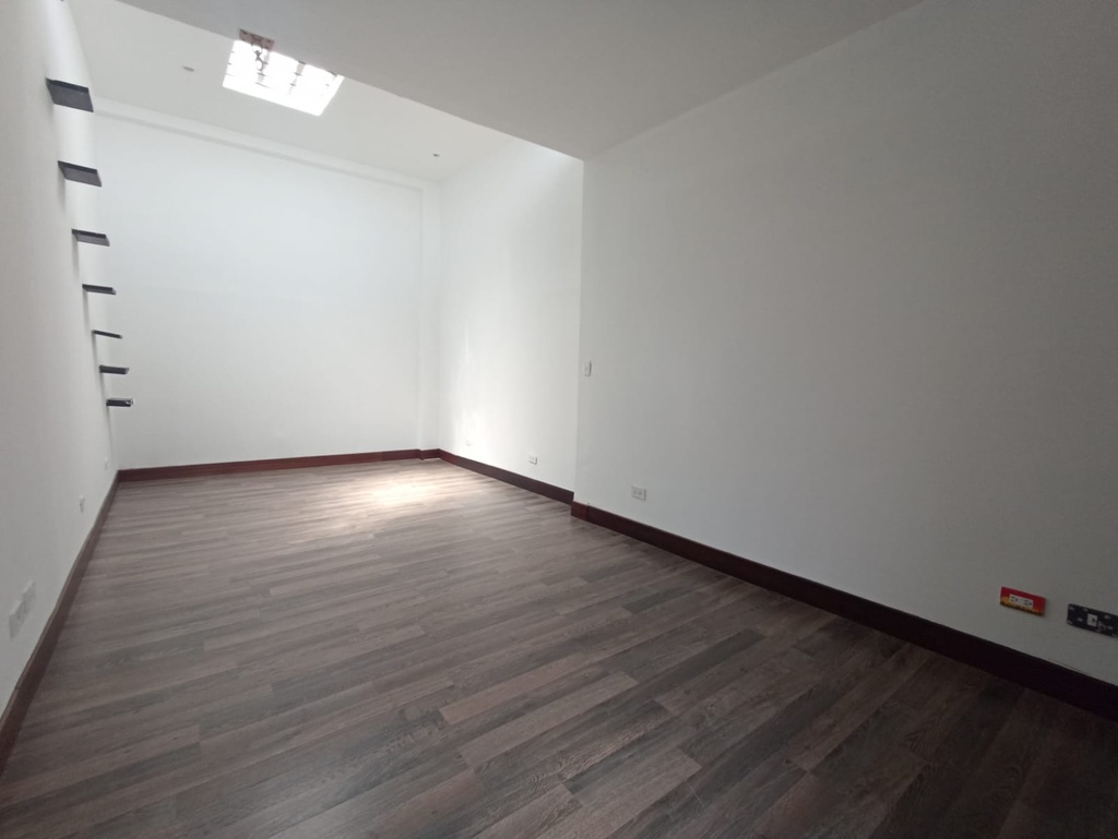 Casa en Venta de Oportunidad Sector Tumbaco