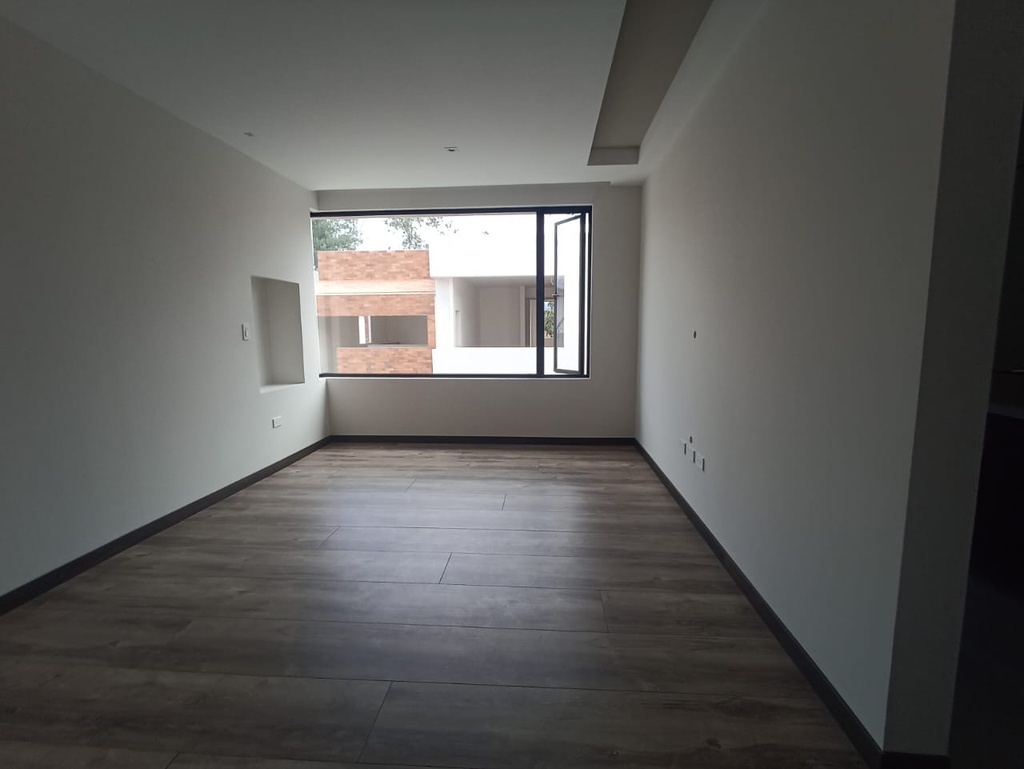 Casa en Venta a Estrenar Sector Puembo
