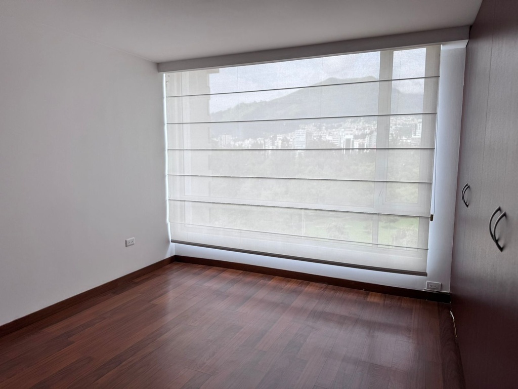 Departamento con Excelente Ubicación en Venta Sector República del Salvador