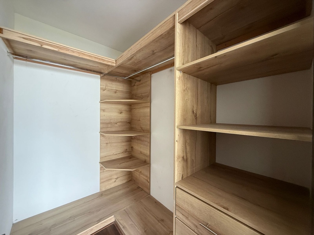 Casa Nueva en Venta de 3 Dormitorios Sector Alangasí la Floresta de la Merced