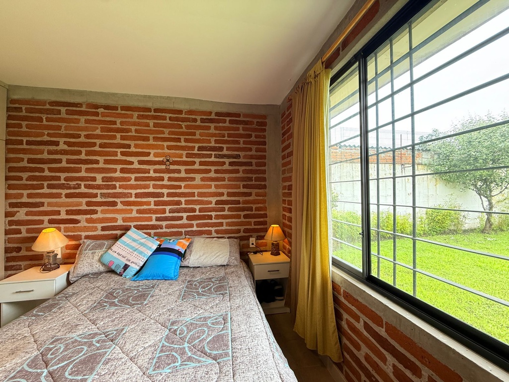 Casa con Piscina en Venta Sector Alangasí la Floresta de la Merced