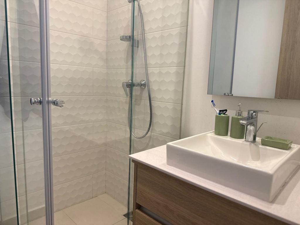 Casa Moderna en Venta Sector Cumbayá 