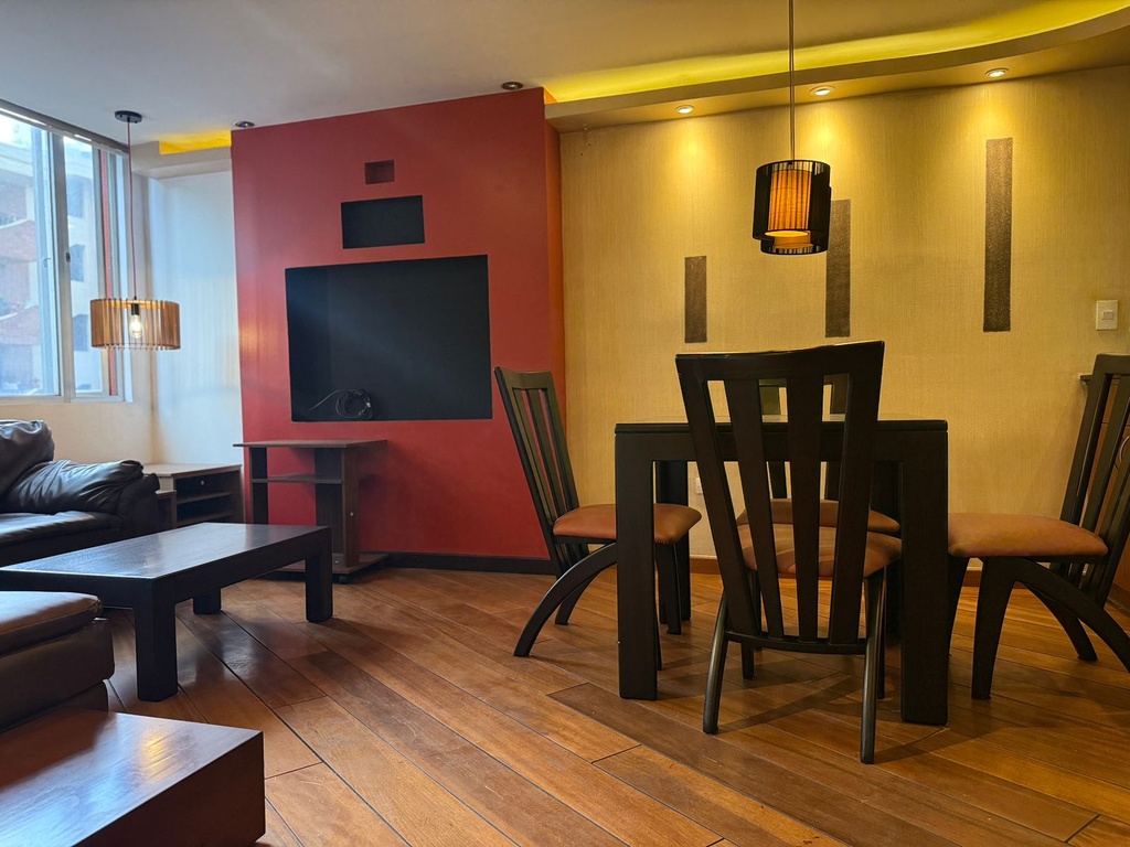 Departamento en Alquiler de Oportunidad Sector República del Salvador 