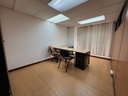 Oficina con Excelente Ubicación en Alquiler Sector República del Salvador 