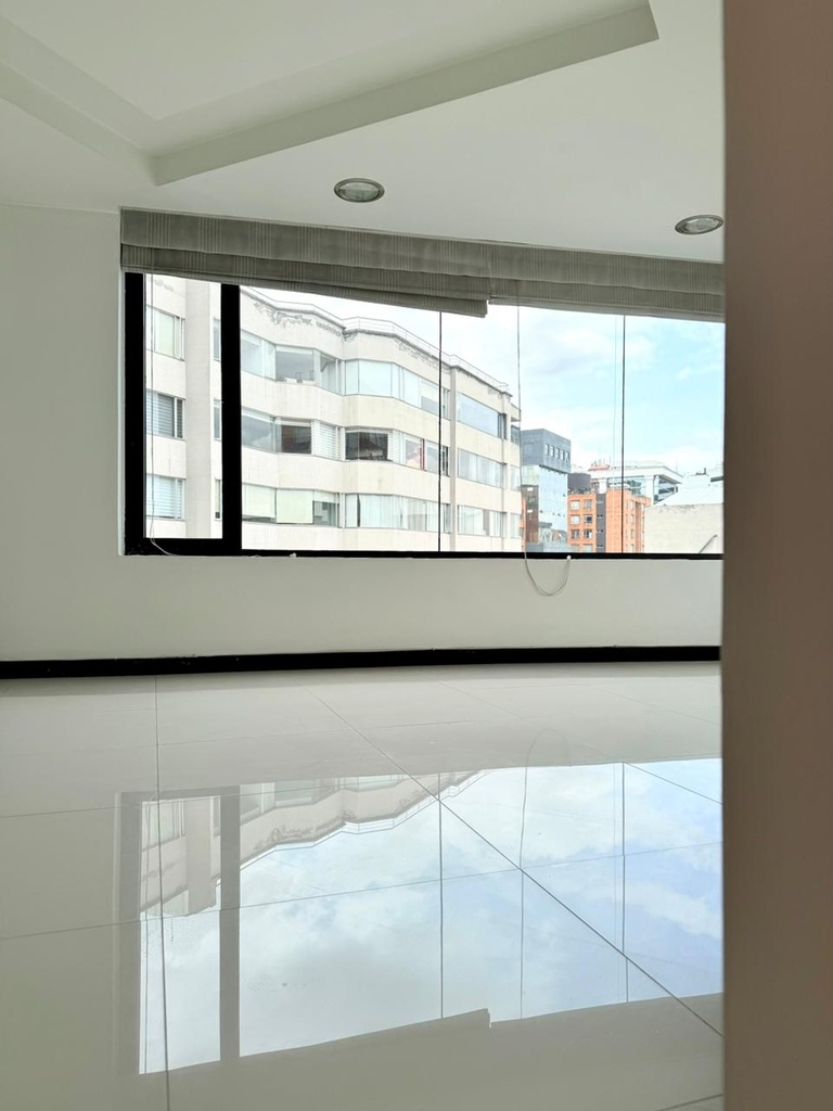 Departamento con Excelente Ubicación en Alquiler Sector La Carolina