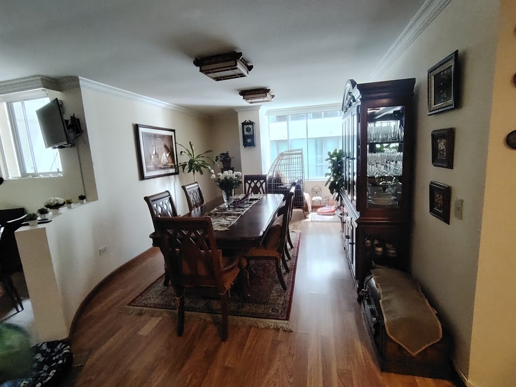 Departamento con Excelente Ubicación en Venta Sector Bosmediano