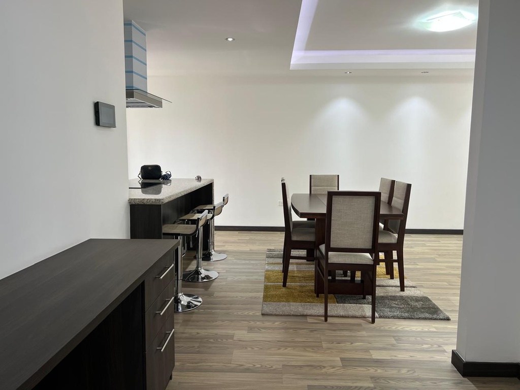 Departamento con Excelente Ubicación en Alquiler Sector Bosmediano