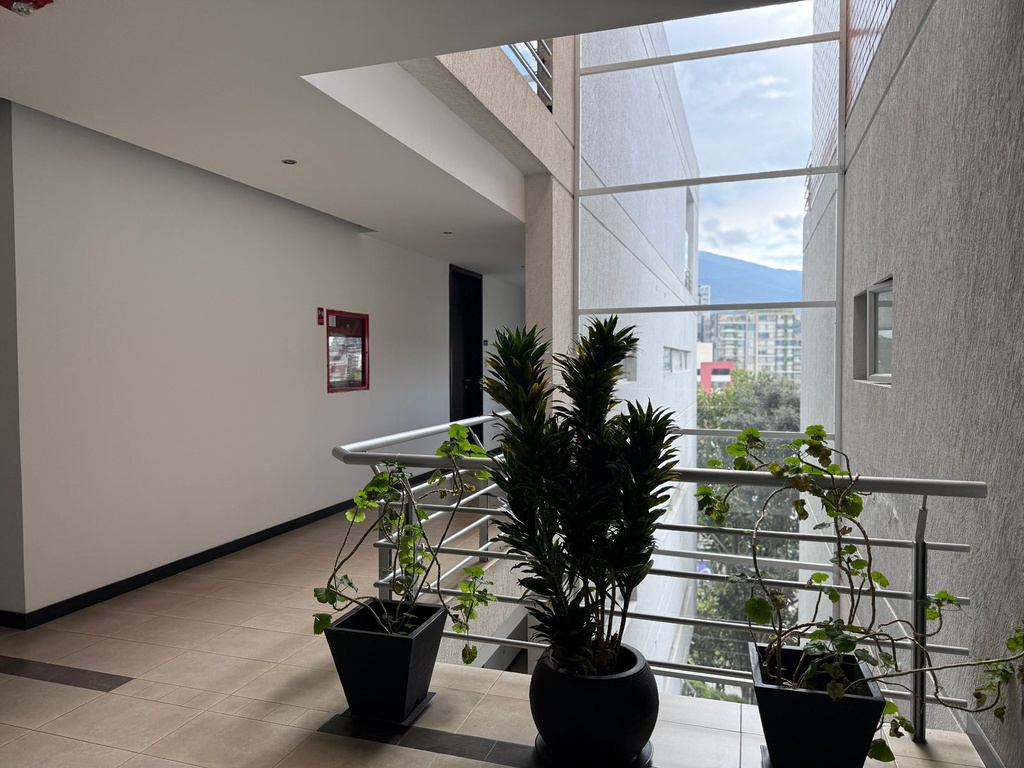 Suite de Oportunidad en Venta Sector Bellavista