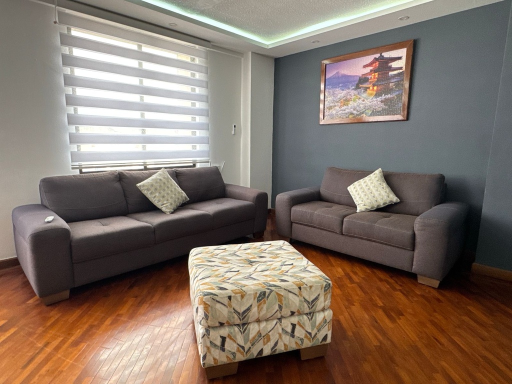 Departamento con Excelente Ubicación en Alquiler Sector Monteserrin