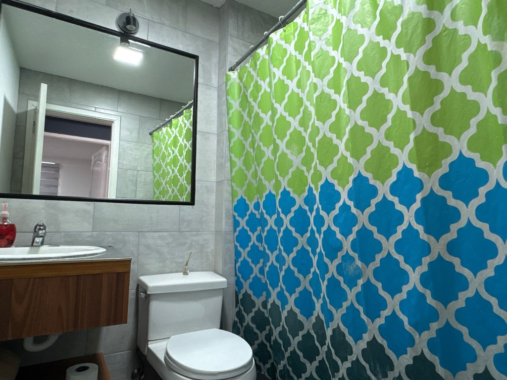 Departamento con Excelente Ubicación en Alquiler Sector Monteserrin