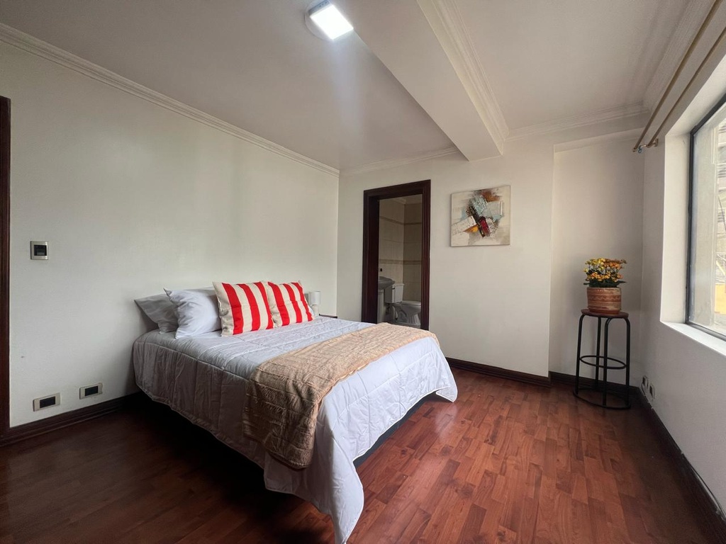 Suite de Oportunidad en Venta Sector República del Salvador 