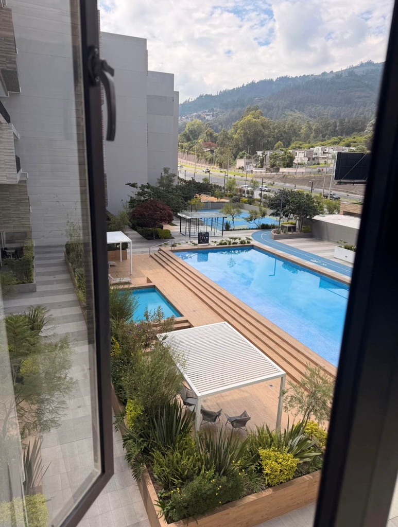 Departamento Moderna en Alquiler Sector Cumbayá