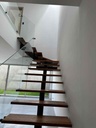 Alquiler de Casa con Excelente Ubicación en el Sector Cumbayá 