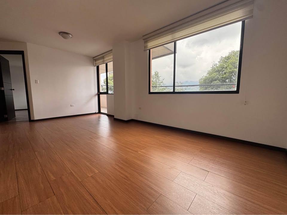 Suite Moderna Eloy Alfaro Estadio Olímpico Atahualpa