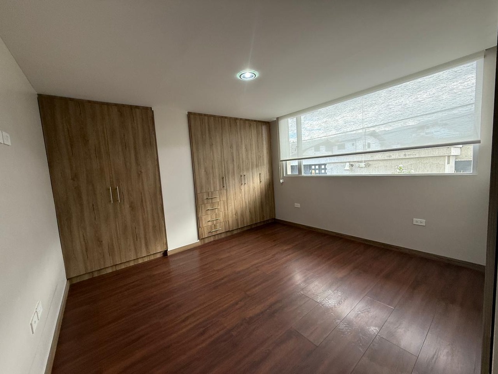 Departamento en venta con 3 Dormitorios en el sector El Inca