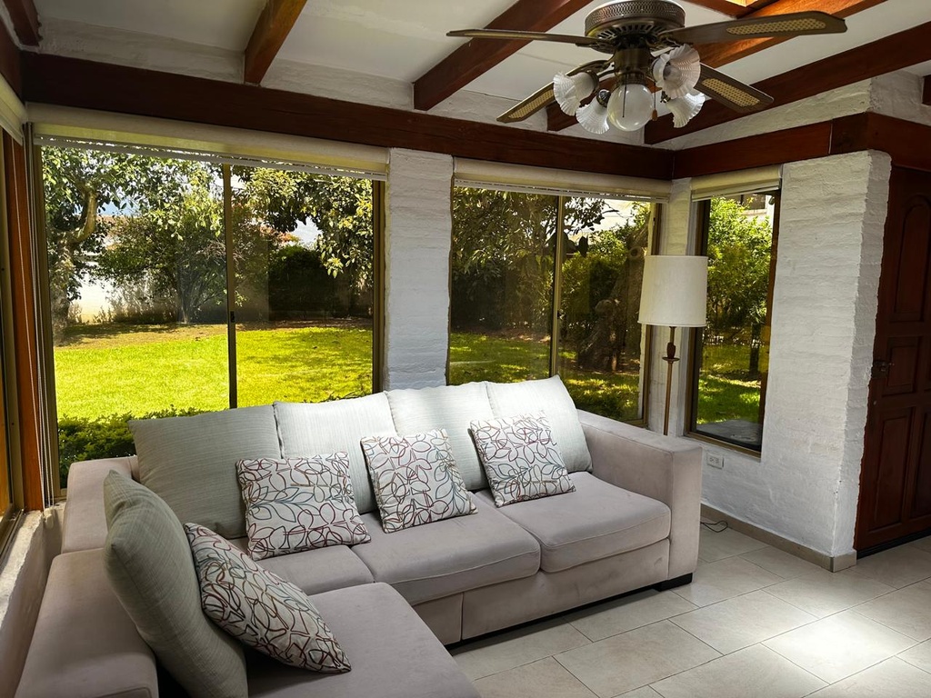 Suite + Estudio Cumbayá Club Jacarandá