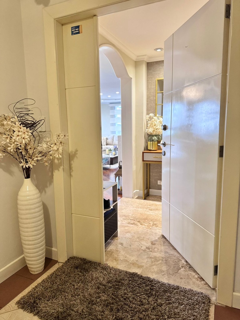 Departamento de 3 Dormitorios en Venta en el Sector Quito Tenis