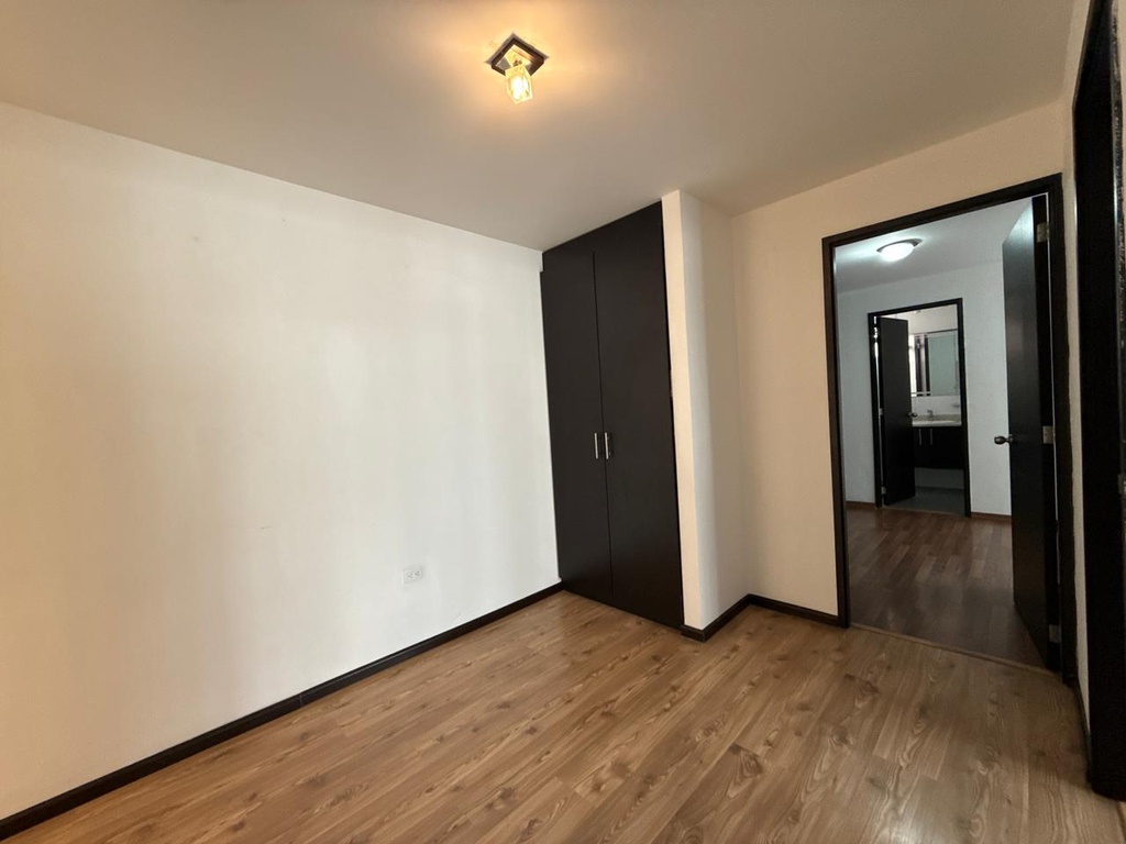 Departamento de 3 Dormitorios en Venta Sector Granados