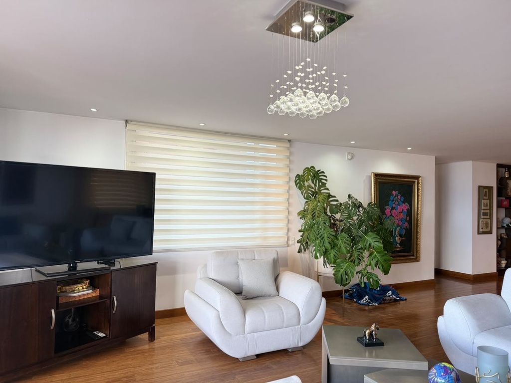 Departamento de 3 Dormitorios en Venta Sector Monteserrin