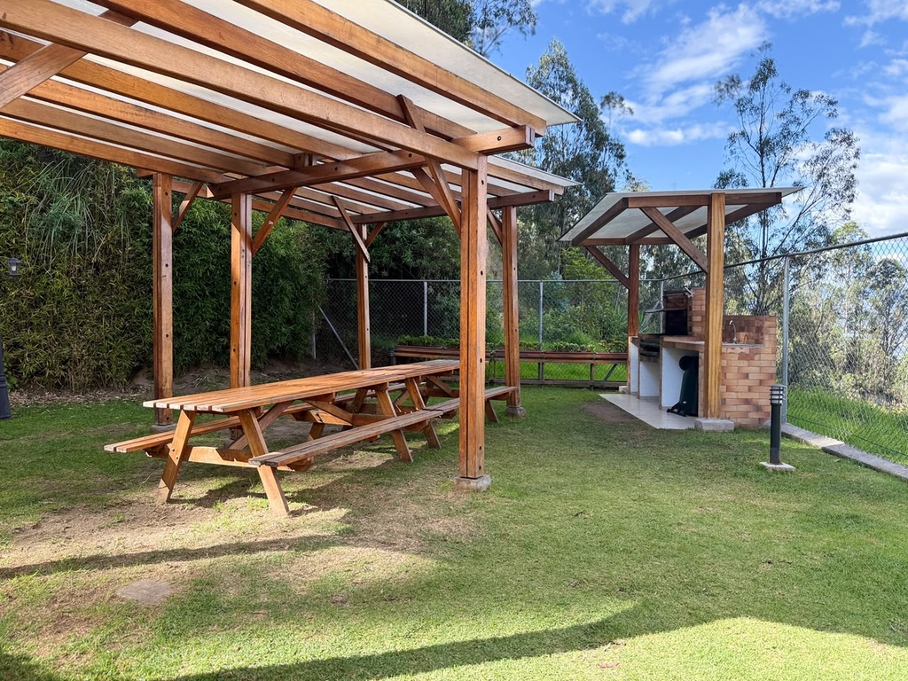 Departamento de 3 Dormitorios en Venta Sector Monteserrin