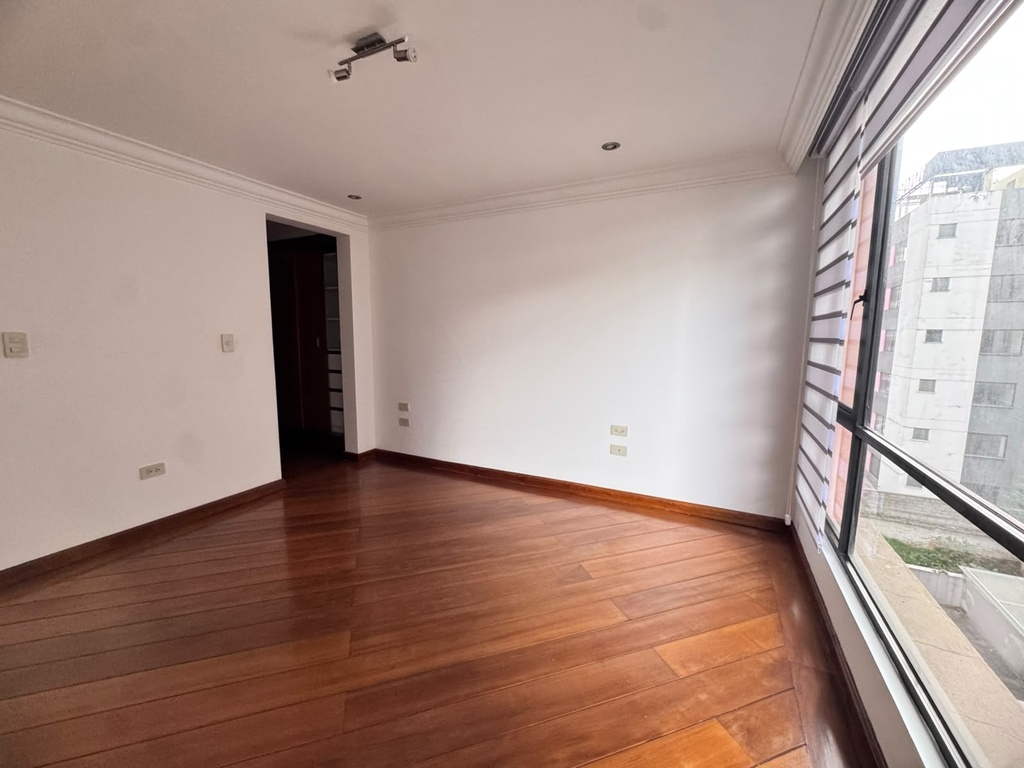 Departamento de 3 Dormitorios en Alquiler Sector República del Salvador