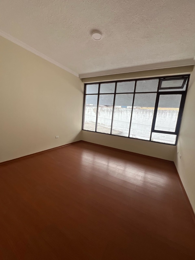 Casa Comercial Sector Rumipamba