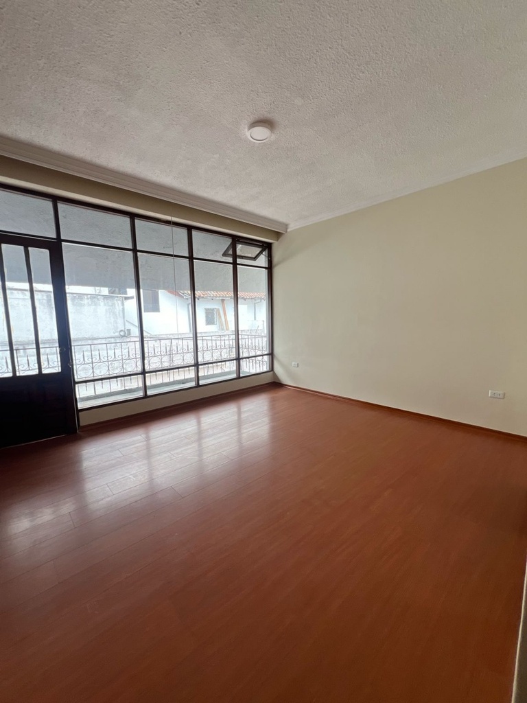 Casa Comercial Sector Rumipamba