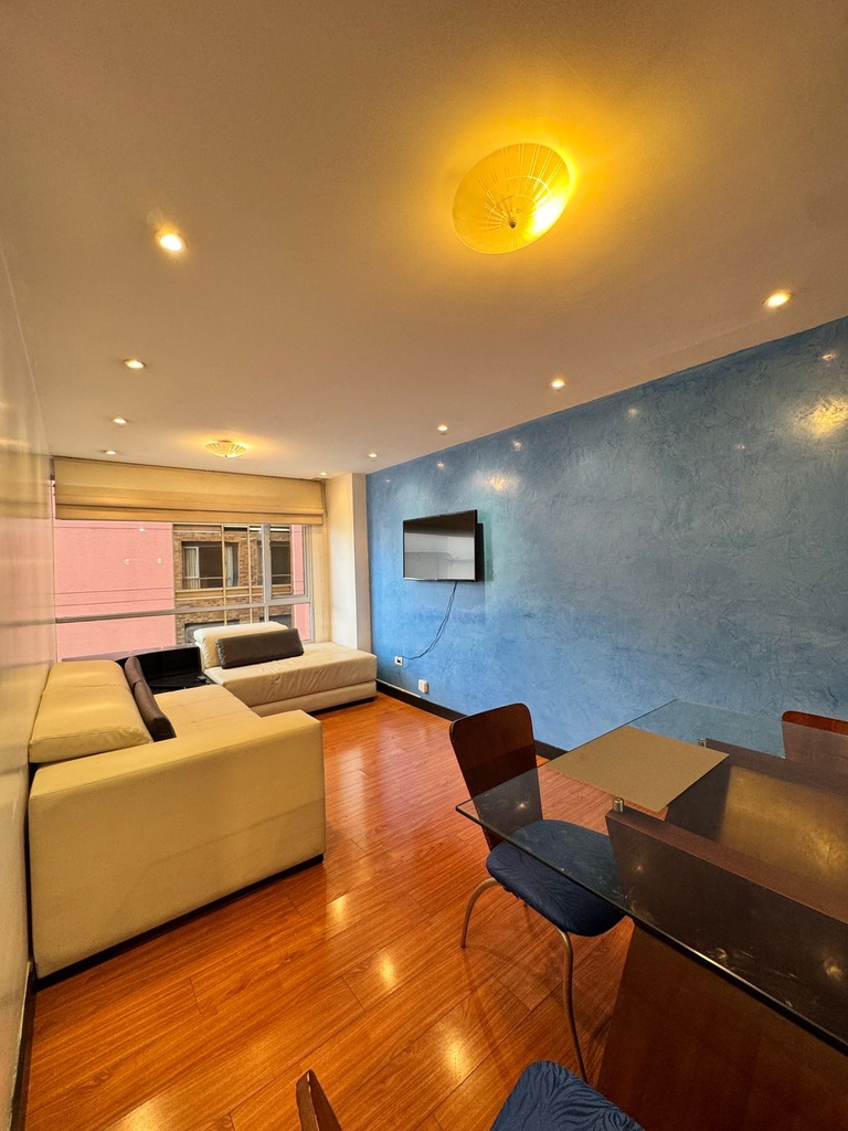 Departamento con Excelente Ubicación en Alquiler Sector República del Salvador