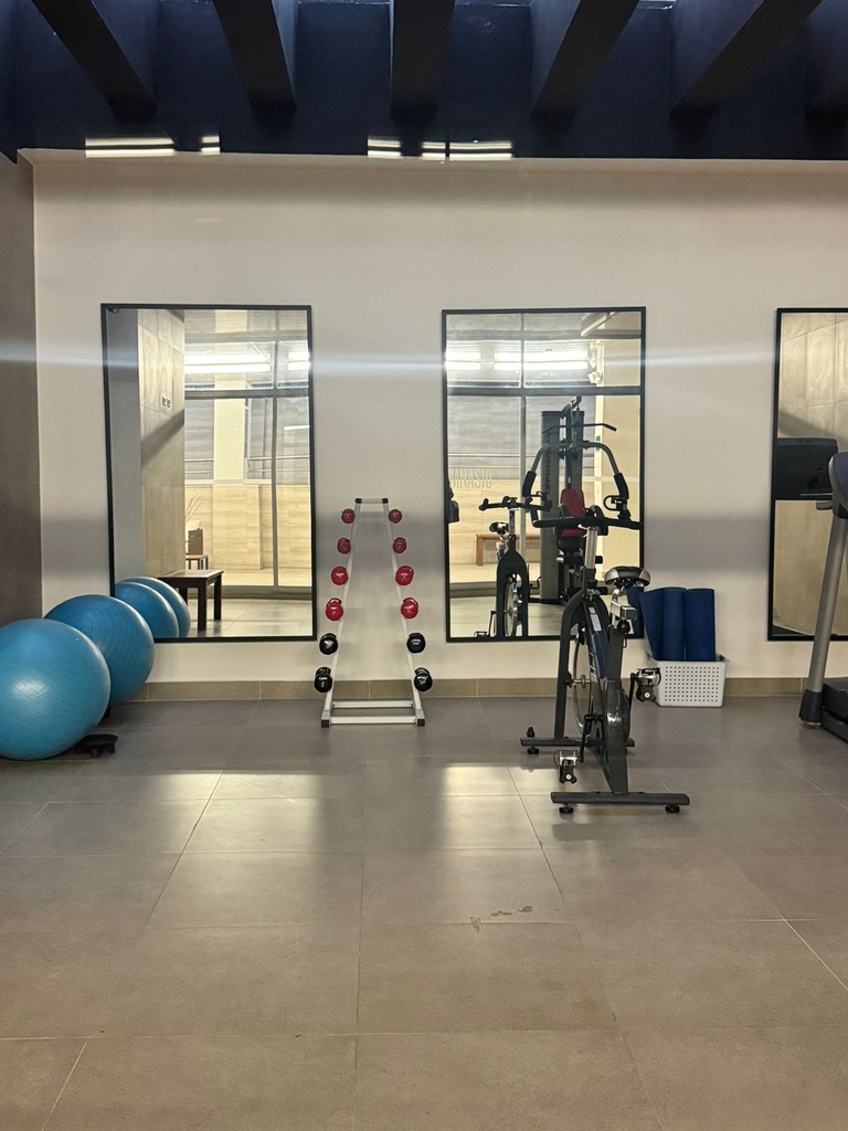 Suite con Excelente Ubicación en Alquiler Sector República del Salvador