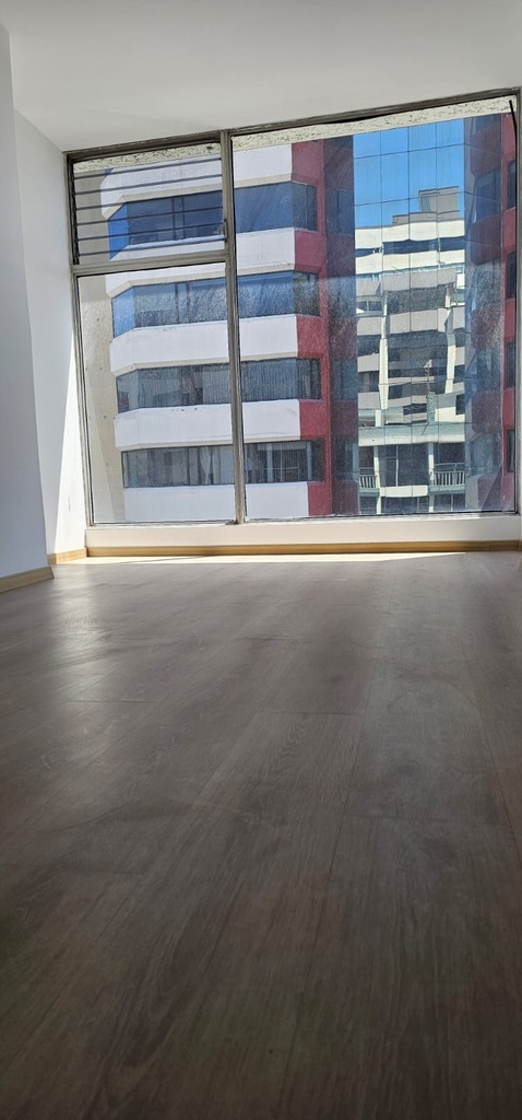 Departamento con Ubicación Estratégica en Alquiler Sector La Carolina 