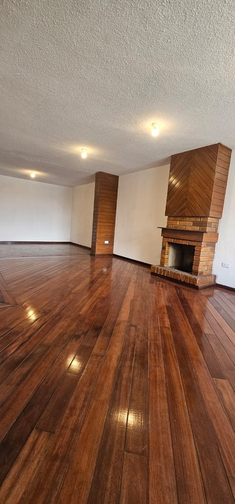 Casa de Oportunidad en Venta Sector San Carlos