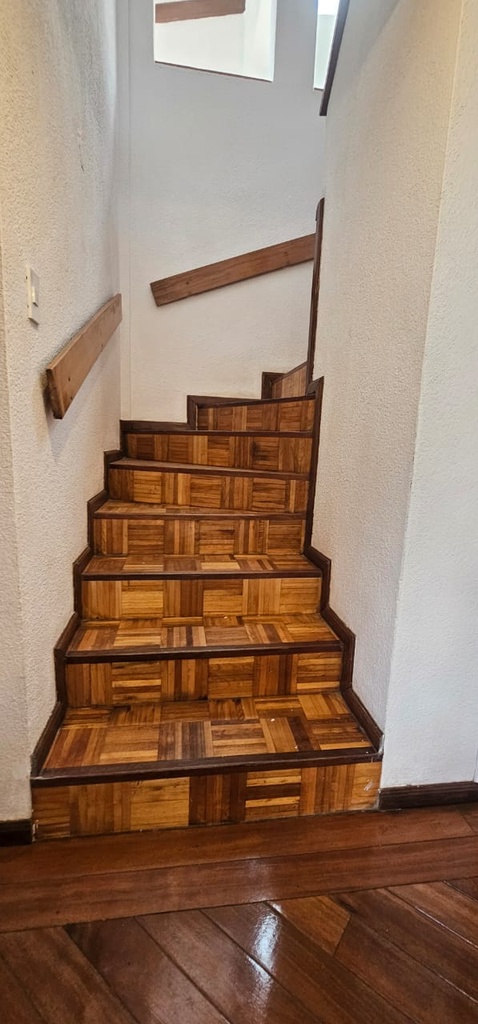 Casa de Oportunidad en Venta Sector San Carlos