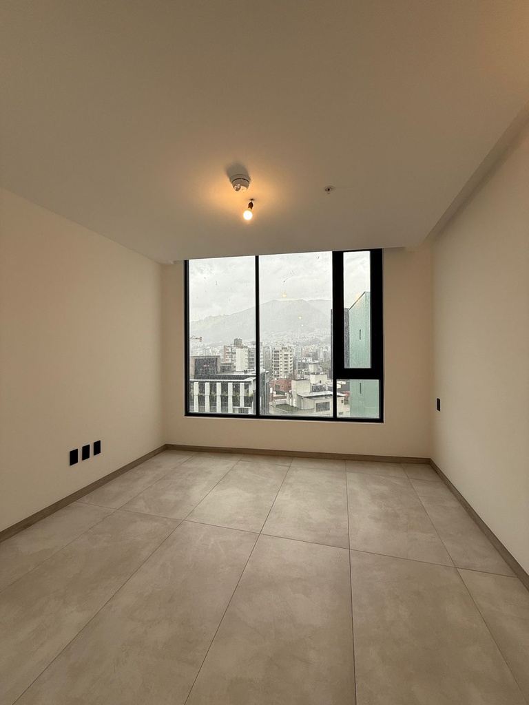 Departamento con Ubicación Estratégica en Alquiler Sector República del Salvador 