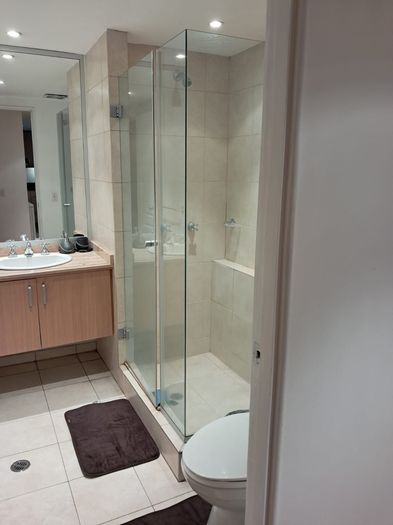 Suite con Excelente Ubicación en Alquiler Sector República del Salvador 