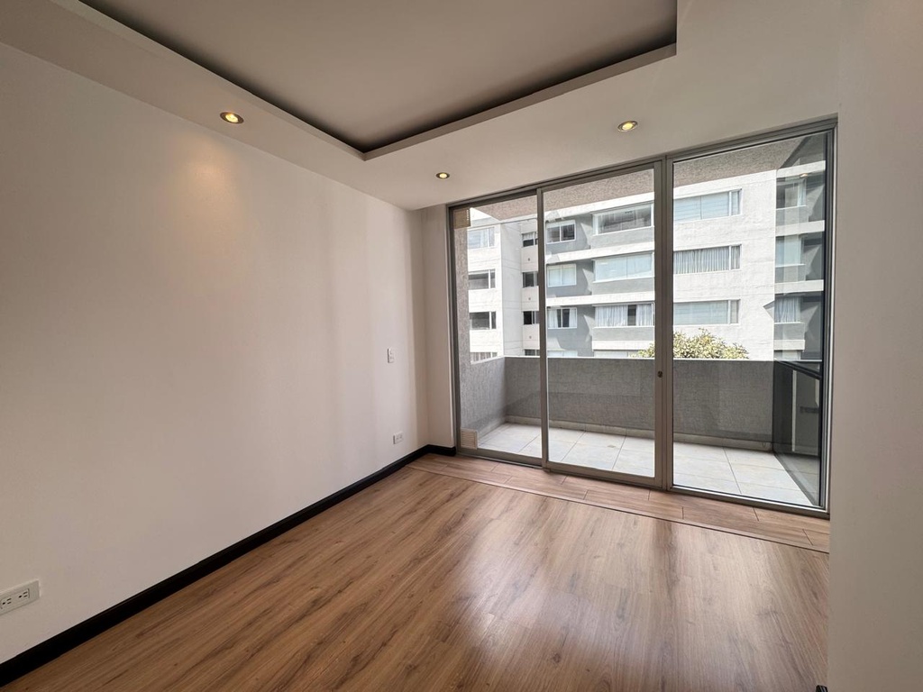 Departamento Amplio de 3 Dormitorios en Alquiler Sector República del Salvador 