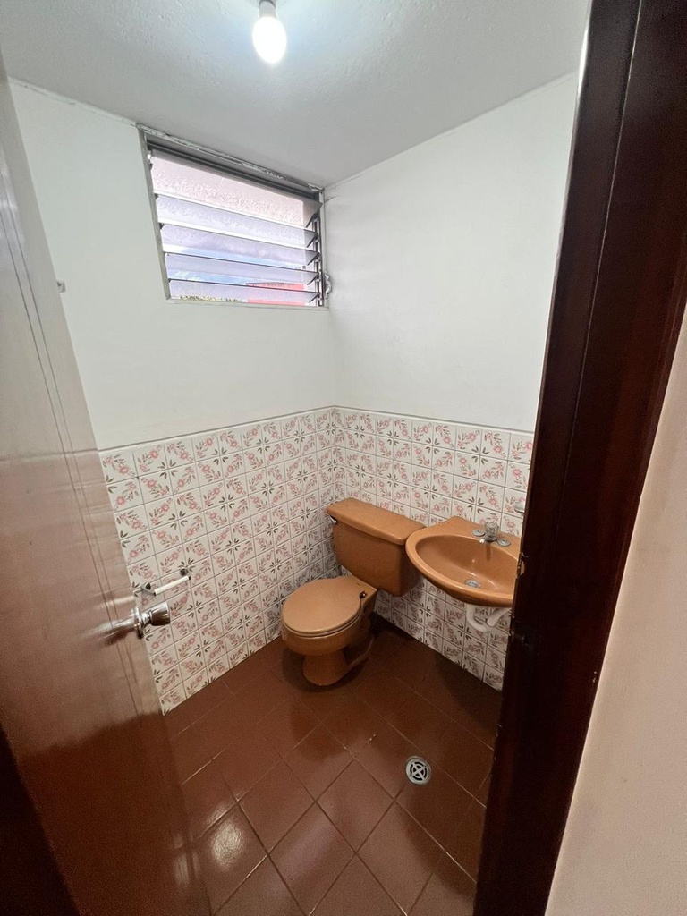 Oficina con Ubicación Estratégica en Alquiler Sector La Pradera 