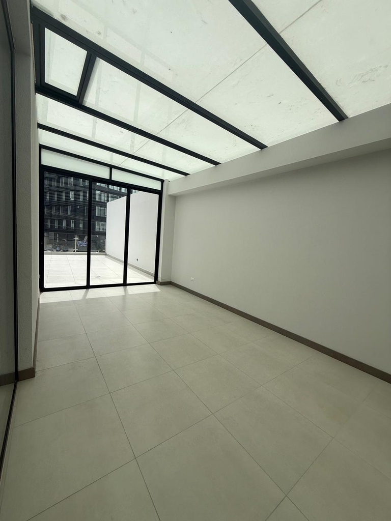 Local con Ubicación Estratégica en Alquiler Sector El Batán