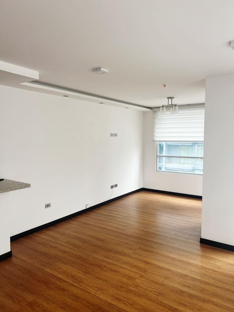 Departamento con Excelente Ubicación en Alquiler Sector La Carolina