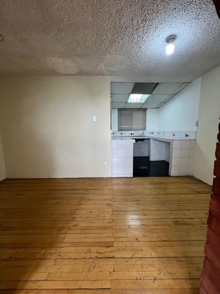 Oficina con Ubicación Estratégica en Alquiler Sector  Belisario Quevedo