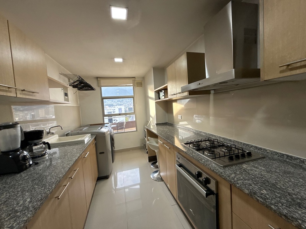 Departamento con Hermosa Vista en Alquiler Sector La Pradera