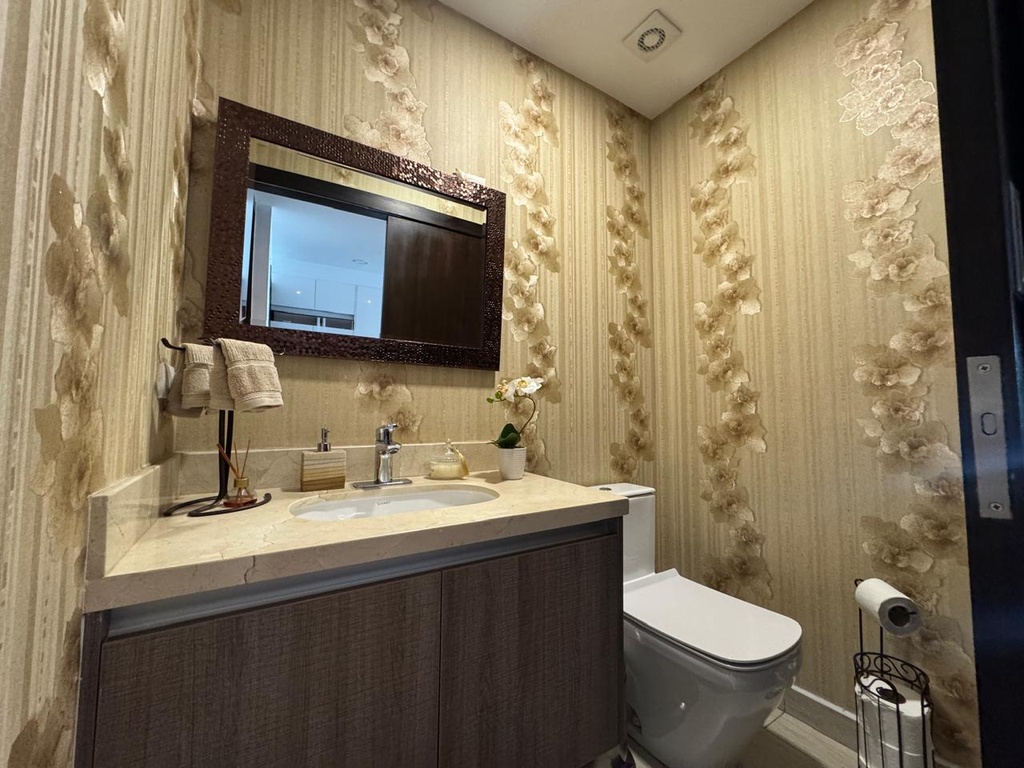  Departamento Amplio de 2 Dormitorios en Alquiler Sector Bosmediano