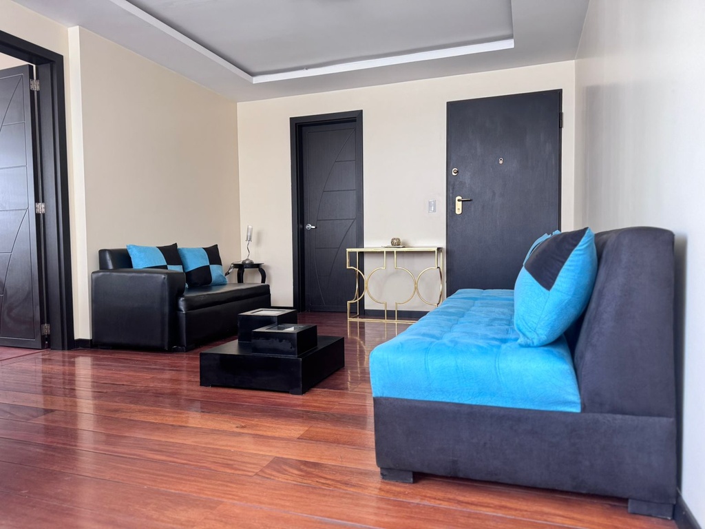 Alquiler - Suite Amoblada - 1.5 Baños, con Excelente Ubicación en Sector República del Salvador