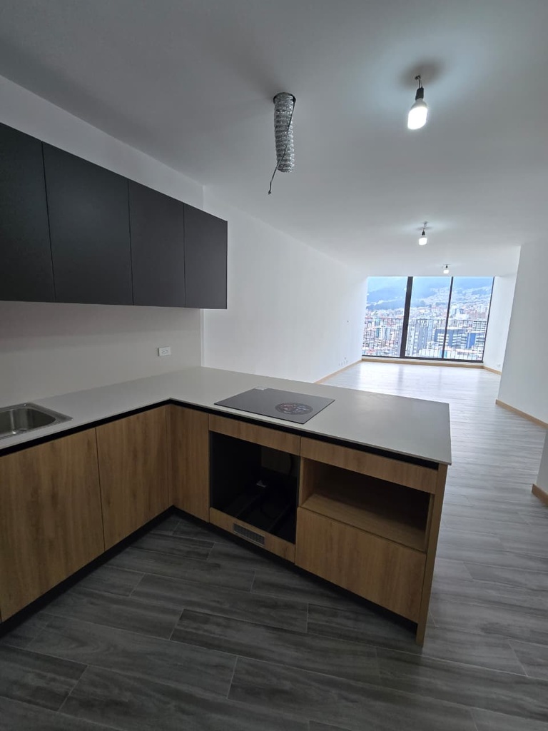 Departamento con Hermosa Vista en Alquiler Sector La Carolina 